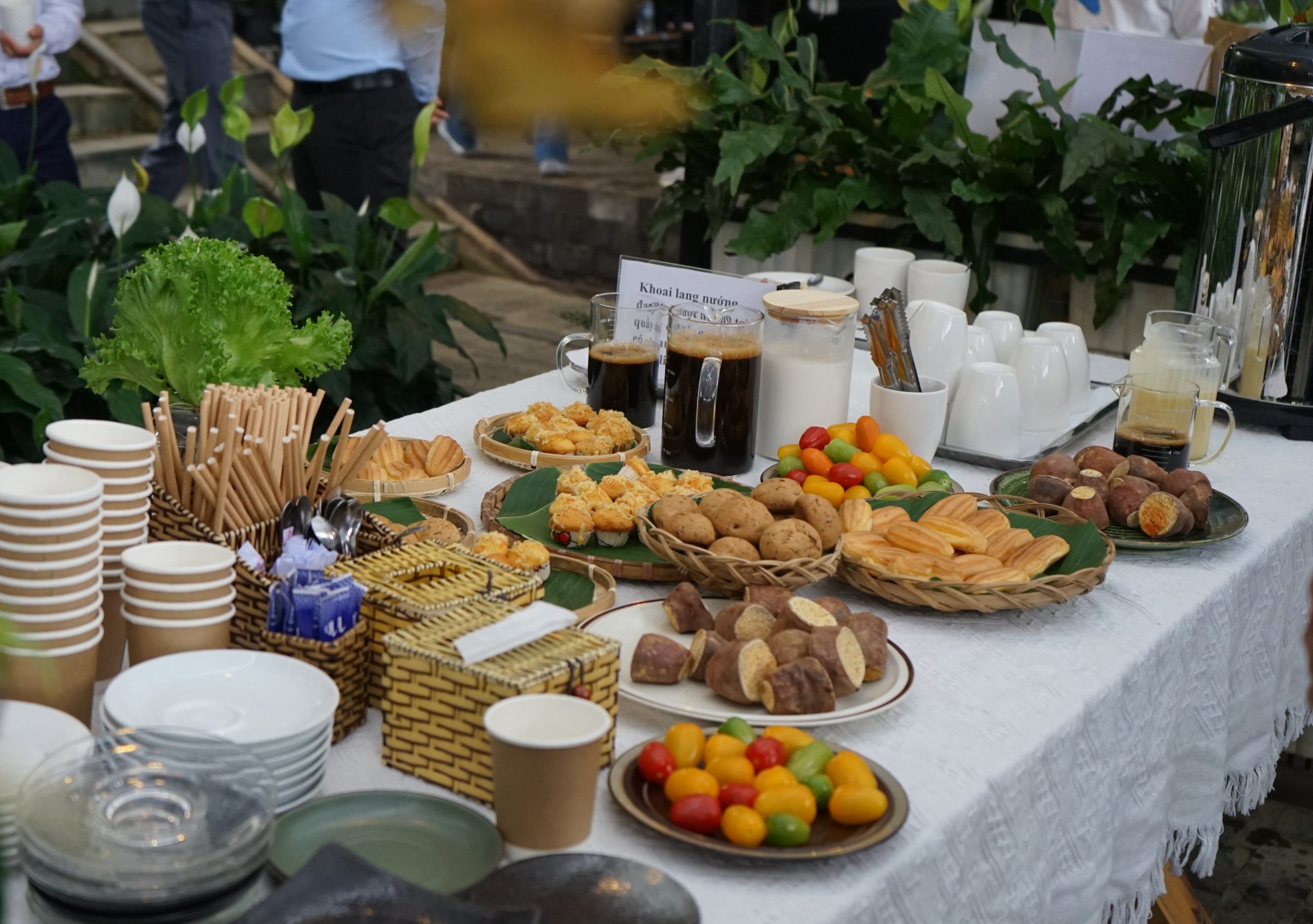Tea-Break "cây nhà lá vườn" của Langbiang Farm