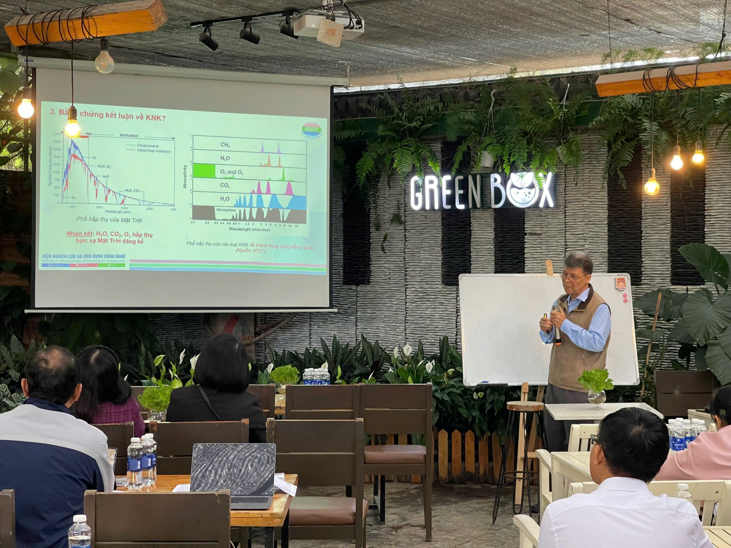 Tiến sĩ Lê Hải Hưng – Viện trưởng Viện nghiên cứu ứng dụng công nghệ (IRAT)